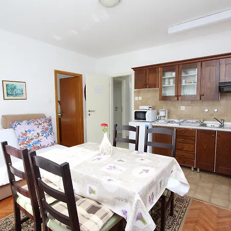 Apartment Charmantes Mit Panoramablick Auf Altstadt Von Und