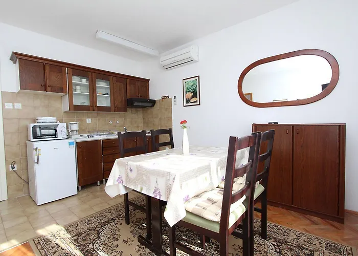 Charmantes Mit Panoramablick Auf Altstadt Von Und Appartamento