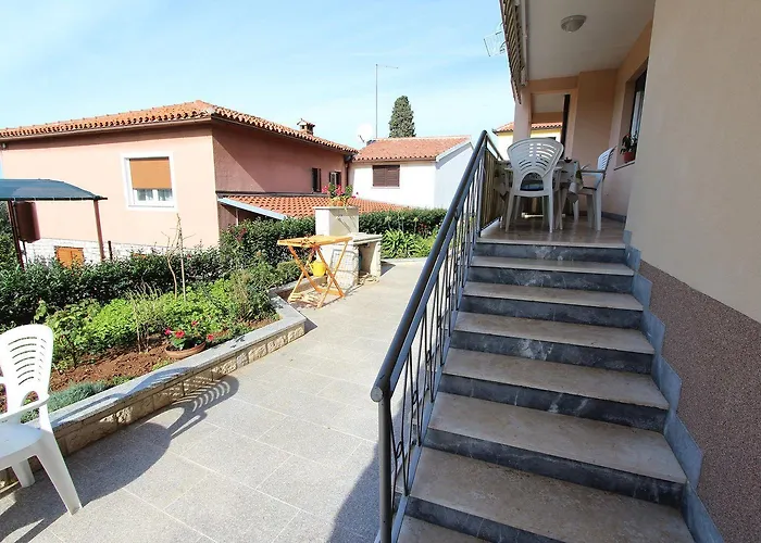 Charmantes Mit Panoramablick Auf Altstadt Von Und *